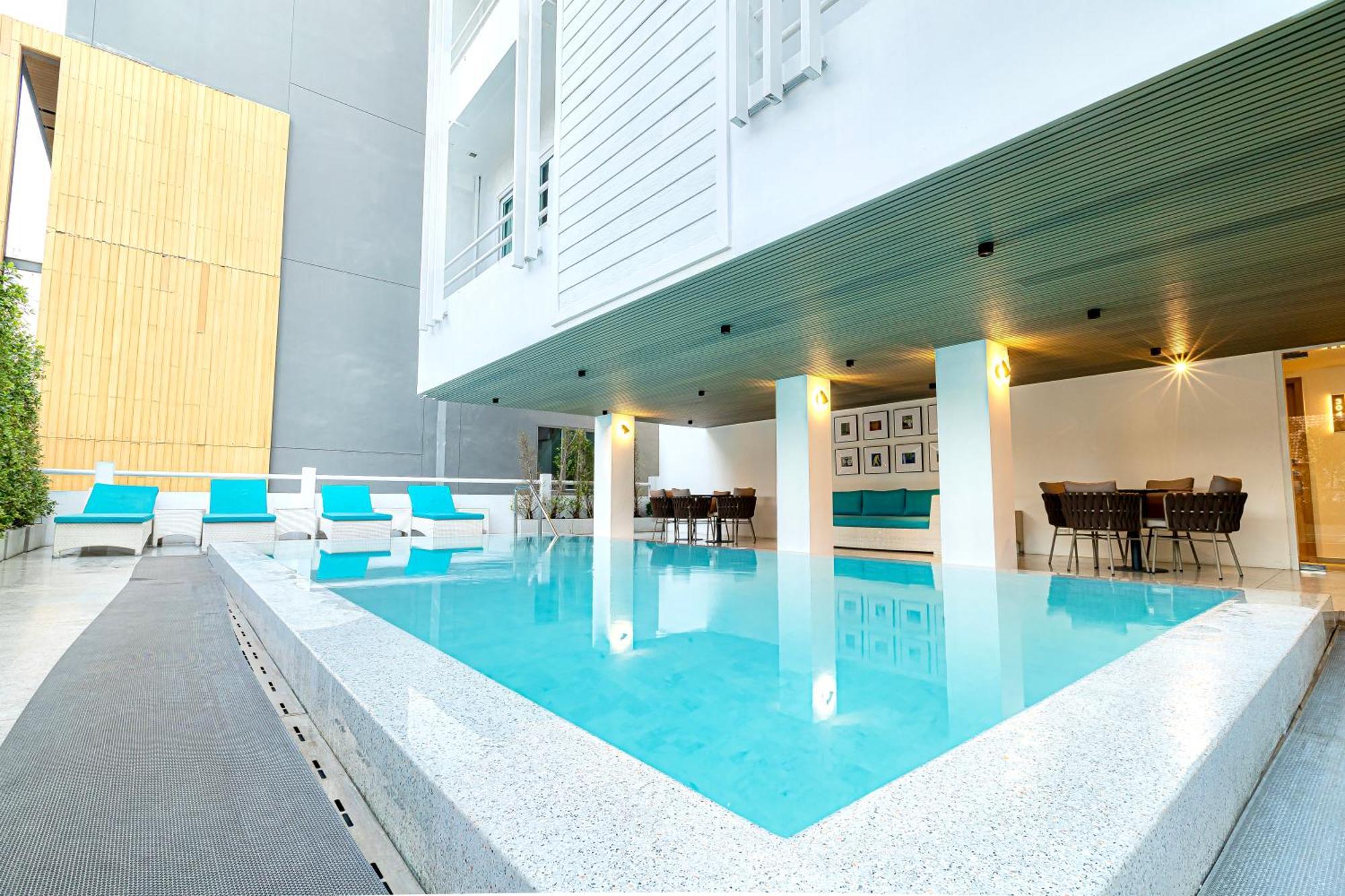 Hotel The One Cozy Living à Pattaya Extérieur photo