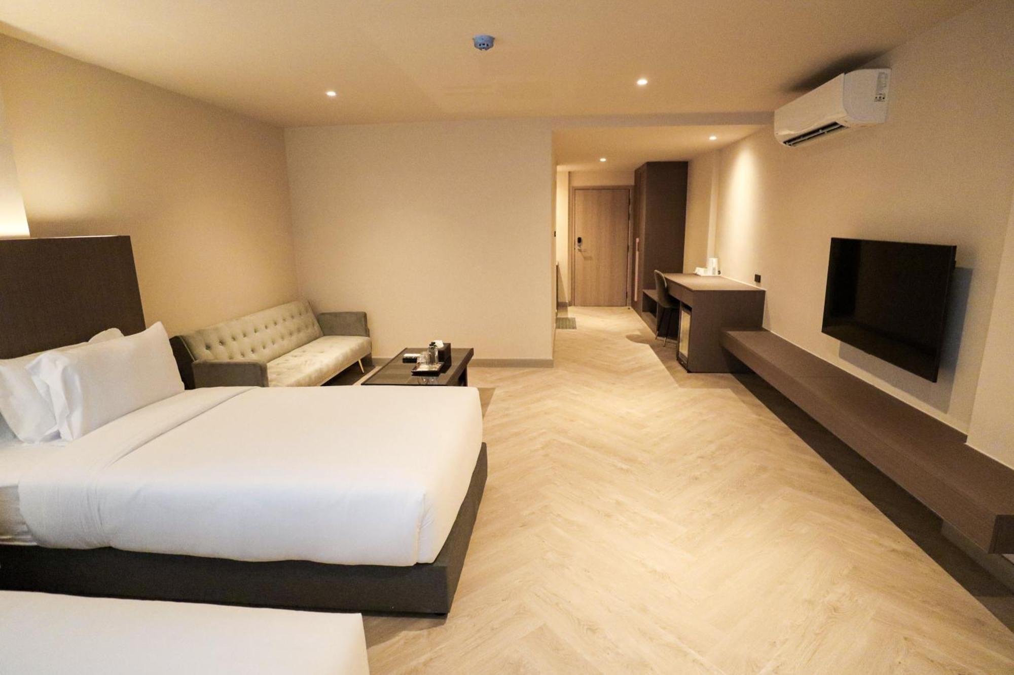 Hotel The One Cozy Living à Pattaya Extérieur photo